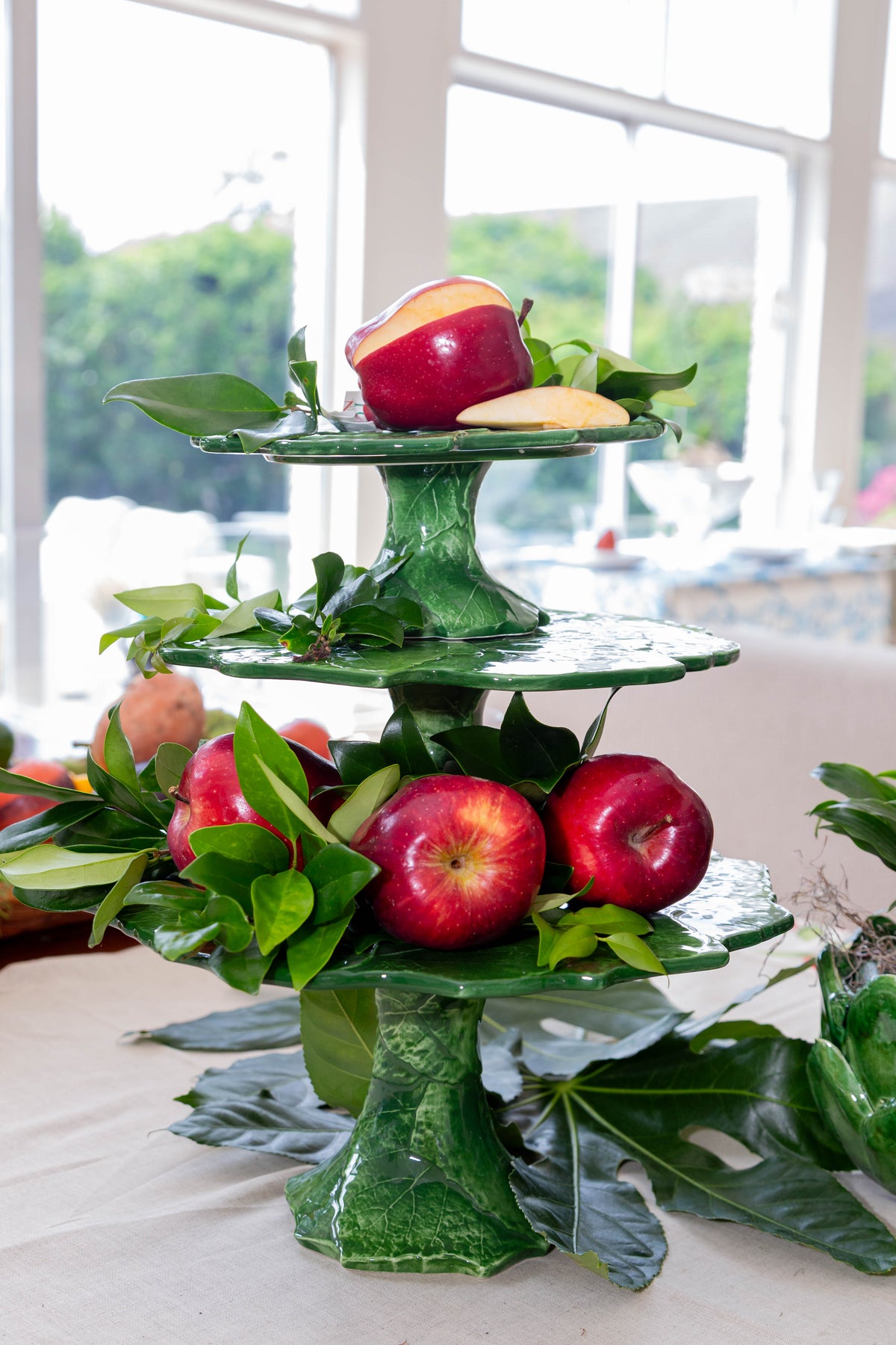 Compagnia Green Cake Plate, Small