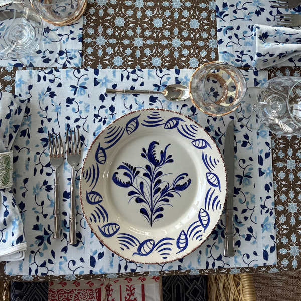 Casa Nuno Blue and White Dinner Plate, 3 Flowers/Shells, Set of 2