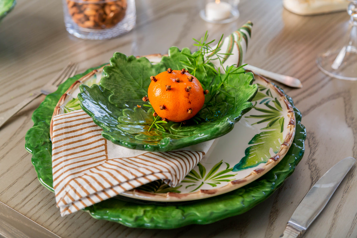 Compagnia Dinner Plate, Green Leaves w/ Bamboo, Large